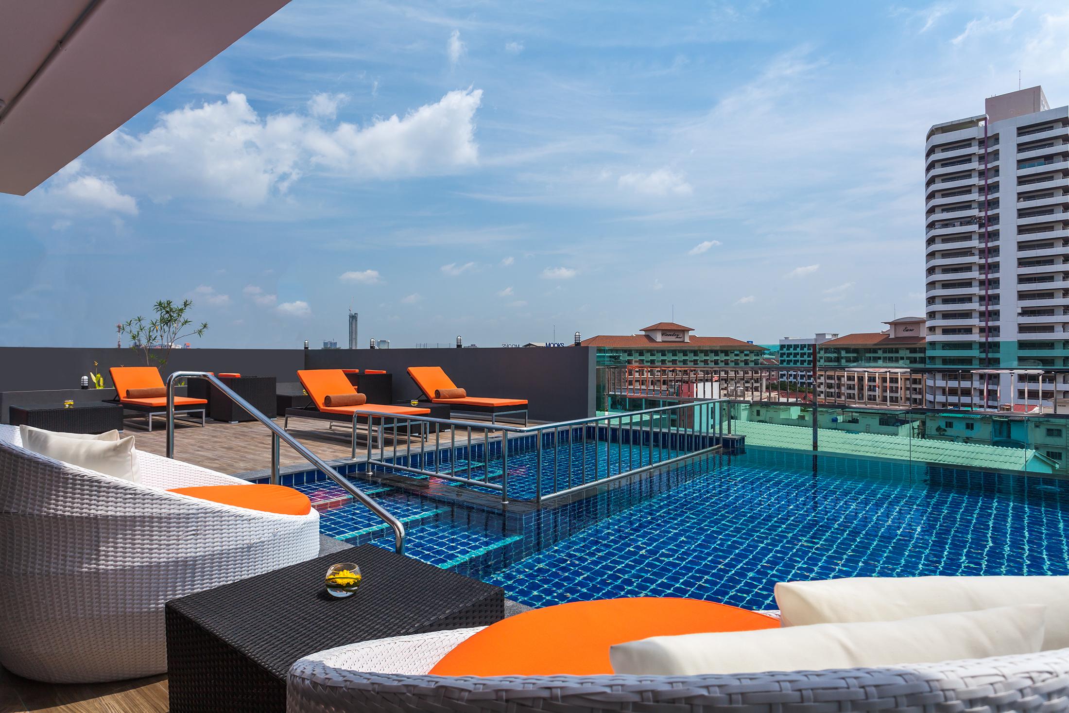 Nova Express Pattaya Hotel Exteriér fotografie