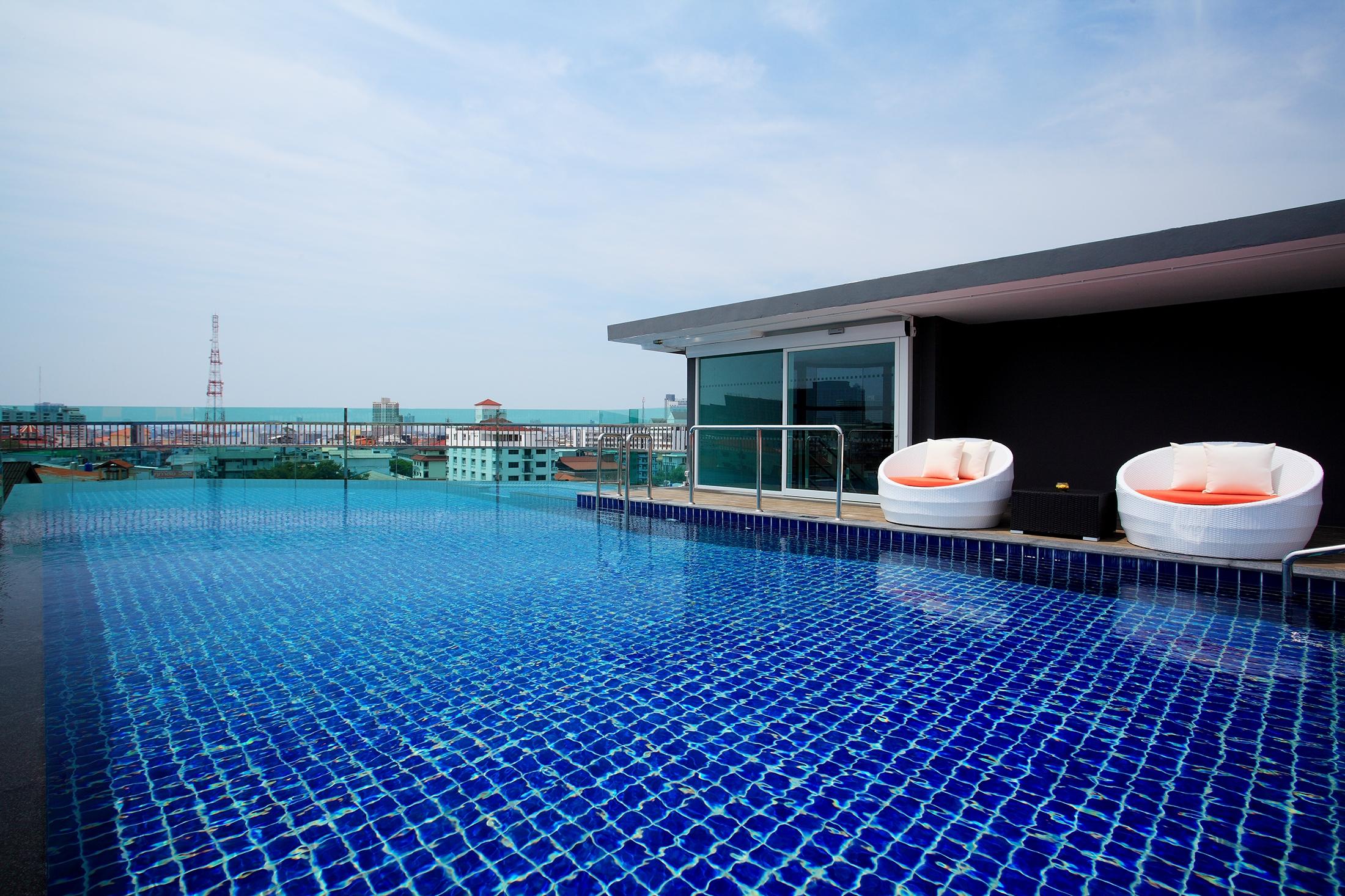 Nova Express Pattaya Hotel Exteriér fotografie